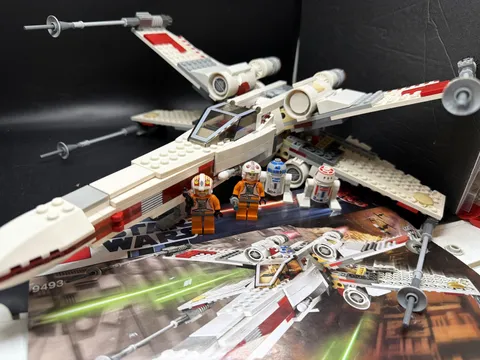 LEGO Star Wars X-Wing Starfighter (9493) w/ Manual & Minifigures Read