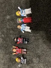 LEGO MINIFIGURES Lot of 5 Mixed Character Minifigures Plastic Age Level 5+