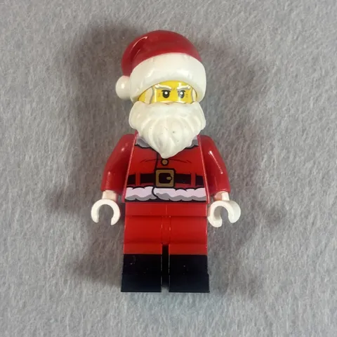 LEGO Santa Claus  MINIFIGURE hol246 NEW 40499 Christmas holiday seasonal