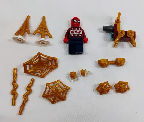 LEGO Marvel Spiderman Plus Reindeer & Web Pieces from 2023 Advent Calendar 76267