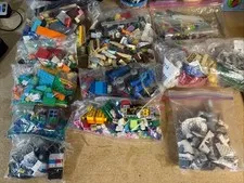 LEGO Lot Over 7 Lbs Figures, Cars Etc