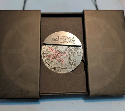 Lego Star Wars Battle of Yavin Collectible Coin 5008818 May 4th 2024 Exclusive