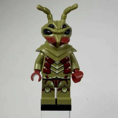 Lego Space Galaxy Squad Alien Hive Crawler Mantizoid Minifigure Gs014