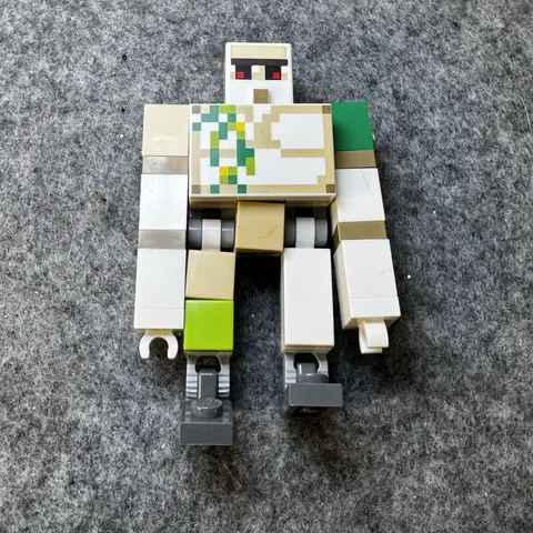 Lego Minecraft Iron Golem Minifigure Brick Built min082 Pillager Outpost 21159
