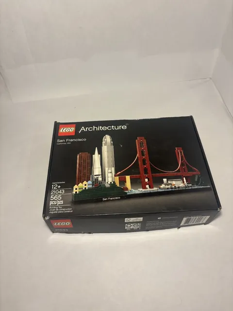 LEGO Architecture 21043 San Francisco Complete Set w/ Original Box