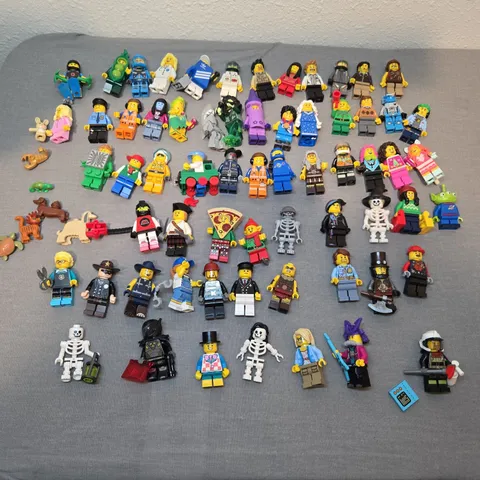 LEGO Minifigures Lot Of 64 Various Types No Dupes 