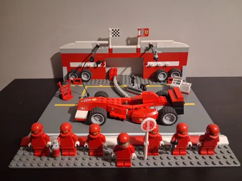 LEGO Racers: Ferrari F1 Pit Set (8375) (missing 6 pieces and many stickers)