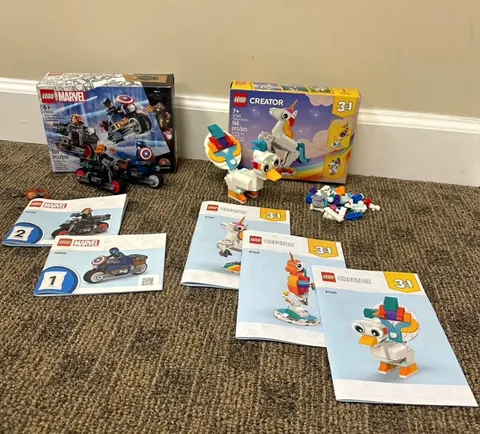 LEGO Marvel 76260 Black Widow & Captain America Motorcycles Set 130pc Box