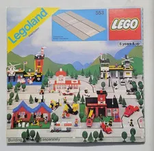 LEGO 553 Classic Town Set: Straight Road Plates Complete with cardboard