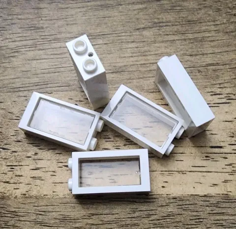 LEGO White Window 1 x 2 x 3 Flat Front. Trans Clear Glass. QTY 5. 60593