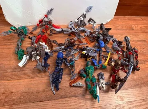 Lego Used Bionicle Lot Mixed Figures and Parts Vintage