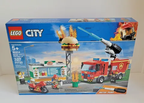 Lego City 60214 Burger Bar Fire Rescue  NEW!  in Sealed Box! Free Shipping!