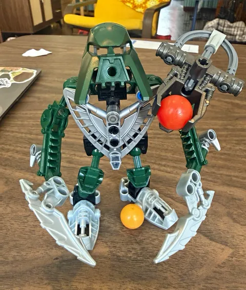 LEGO® BIONICLE Defilak 8929 complete