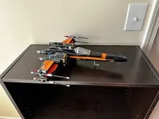 LEGO Star Wars: Poe's X-Wing Fighter (75102)