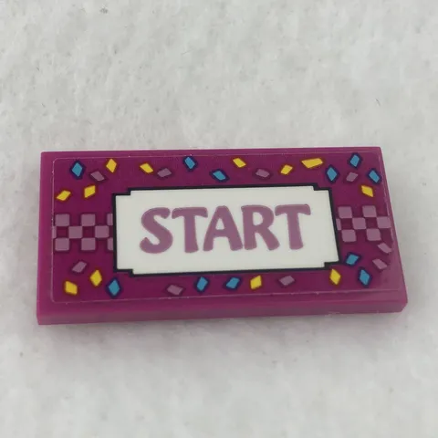LEGO 87079pb1028 Magenta Tile 2 x 4 W/ Metallic Pink 'START' Confetti Pattern
