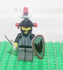 VTG Lego Castle Fright Knight w/Sword, Plume, Shield  Accessories Custom