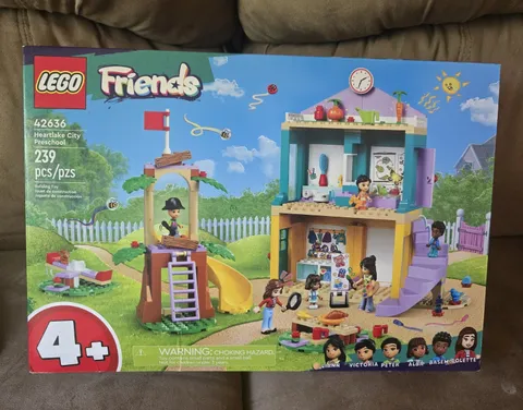 LEGO Friends 42636 Heartlake City Preschool Set 239 pcs 4+ Brick Separator Box