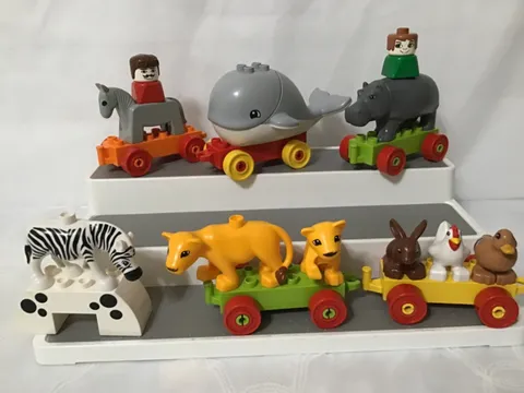 Lego duplo mixed animal figures, whale, rhino, zebra,,etc,,,lot of 9