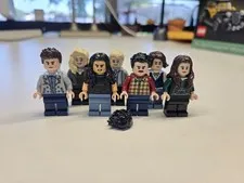LEGO 21354 Twilight The Cullen House - All 7 Minifigs