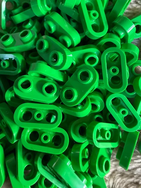 LEGO-NEW-#35480-BRIGHT GREEN-PLATE MODIFIED 1 X 2 RNDED W/ 2 OPEN STUD-25 PIECES