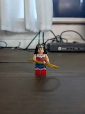 LEGO Wonder Woman Minifigure DC Super Heroes