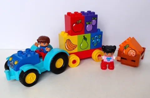 Lego DUPLO Set 10615 My First Tractor 12-Piece Set Complete w/2 Figures