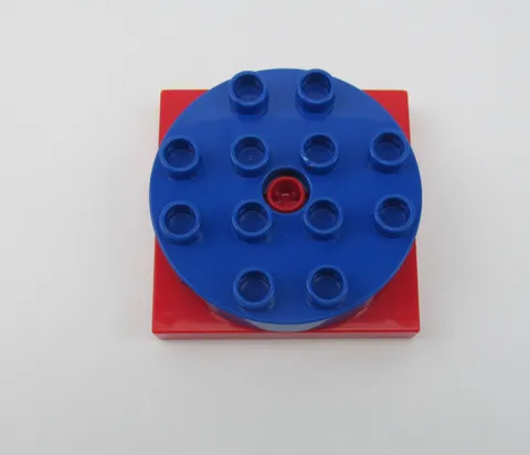 Lego Duplo Swivel Turntable with 4x4 Red Square Base & Blue Round Top