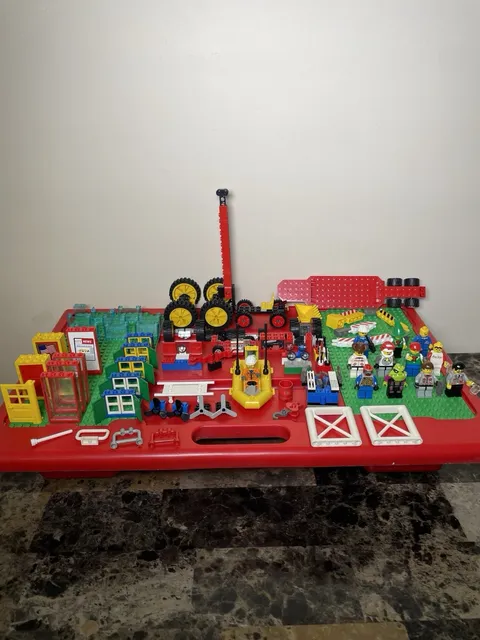VNTG LEGO Town City Mixed Lot - Mini Figures, Vehicles, Windows, Rescue Boat