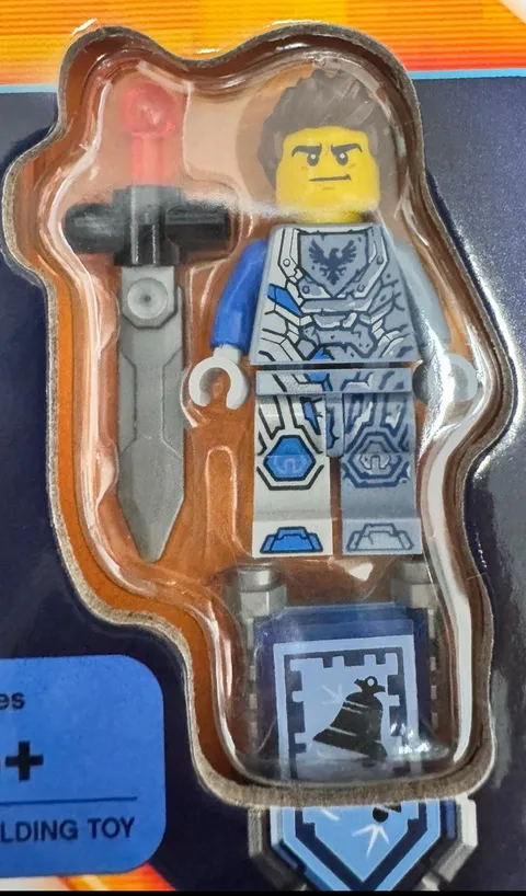 LEGO Nexo Knights Clay Moorington Minifigure Stone Armor Sealed Blister NEW