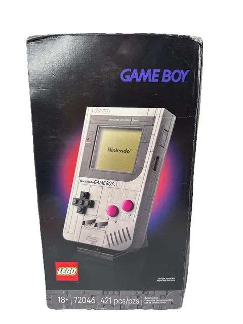 LEGO Game Boy 72046 Building Kit 421 Pieces Bags Sealed New Damaged Box