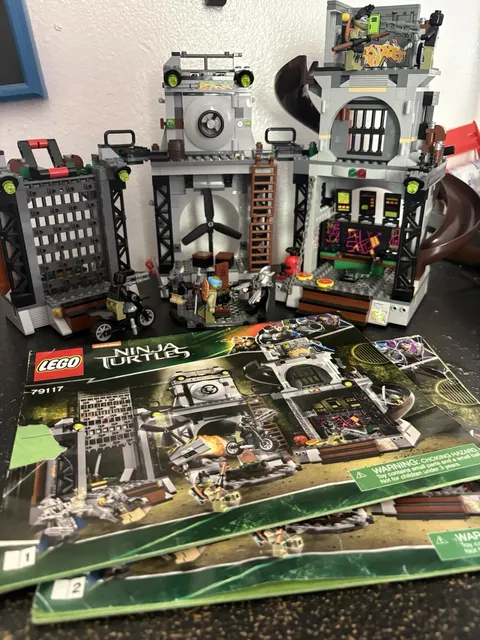 LEGO Teenage Mutant Ninja Turtles: Turtle Lair Invasion (79117)