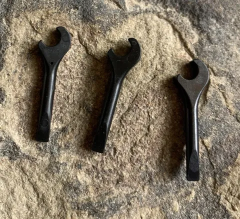LEGO Lot of 3 Minifigure Utensil Tool Spanner Wrench / Screwdriver - 4006 Black
