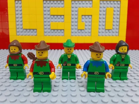 LEGO Forestman Mini Figures Elkwood Soldiers Thieves Castle Series Figurines
