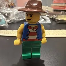 Lego Cowboy Minifig Grumpy Face A28-28