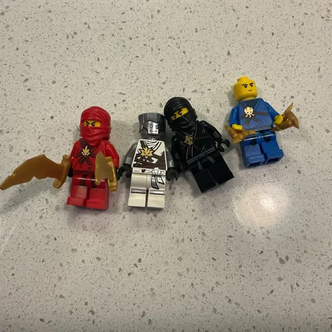 LEGO NINJAGO Minifigure Lot of 4 Golden Weapons 
