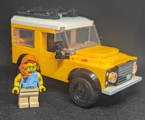 LEGO Creator 40650 Land Rover Classic Defender Used With Minifigure Retired 