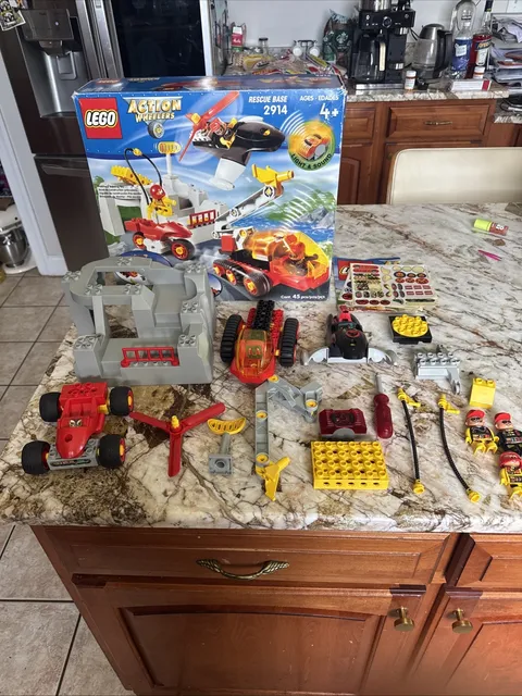 Complete Rare Lego 2914 Action Wheelers Rescue Base Set Instructions Box Read