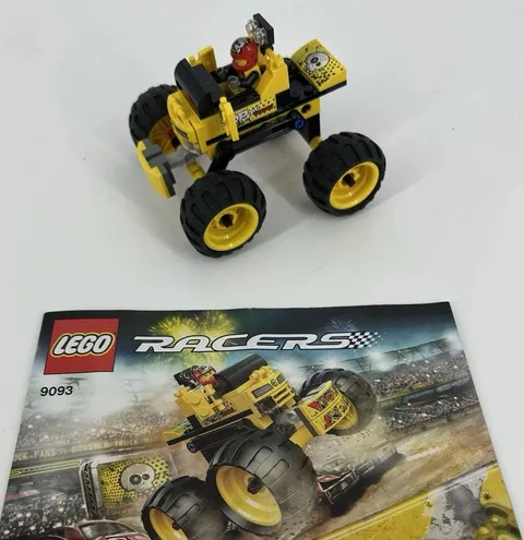 LEGO Racers: Bone Cruncher (9093)