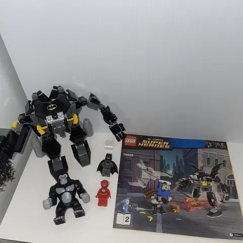 Lego DC Superheroes Gorilla Grodd Goes Bananas 76026 complete 