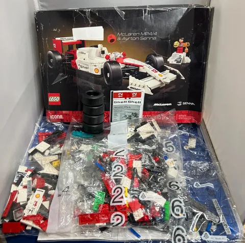 LEGO Icons: Mclaren Mp4/4 & Ayrton Senna (10330)