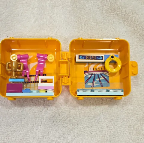 LEGO Yellow Storage Case Andrea Custom Printed Hinged Case w/ Accessories
