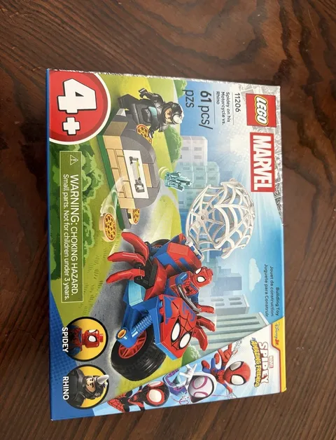LEGO Marvel 11206 Spidey on his Motorcycle vs. Rhino - SHIPS FAST!