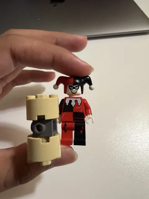 LEGO Batman Harley Quinn Minifigure 2008 RARE