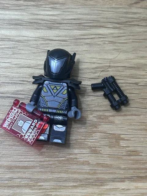 Lego Galactic Bounty Hunter Collectible Minifigure Series 19 71025 col352