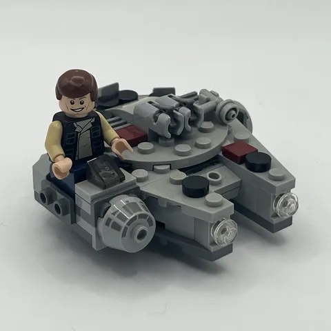 LEGO Star Wars Millennium Falcon Microfighter Vehicle Set with Minifigure