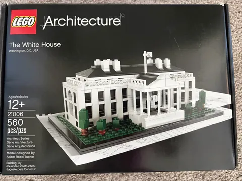 LEGO Architecture The White House 21006 Set 560pcs Box Complete Set 12+
