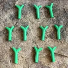 Lego Parts 33183 Plant Carrot Tops. 10 Pieces. Green