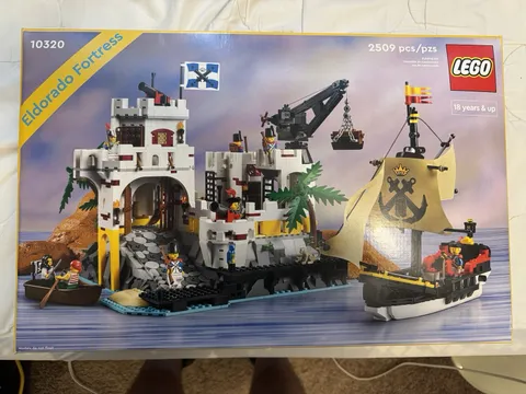 LEGO Icons: Eldorado Fortress (10320)