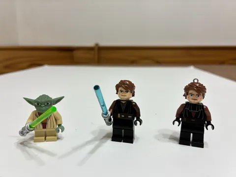 LEGO Star Wars 2x Anakin Skywalker Minifigure 7957 SW0317 + Yoda 8018 7965 Saber