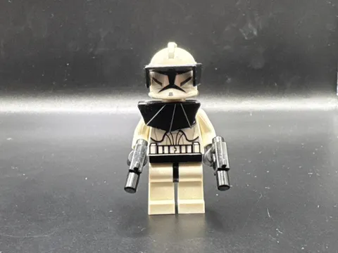 LEGO MINIFIGURE STAR WARS CLONE TROOPER (PHASE 1) - VISOR AND PAULDRON SW0286